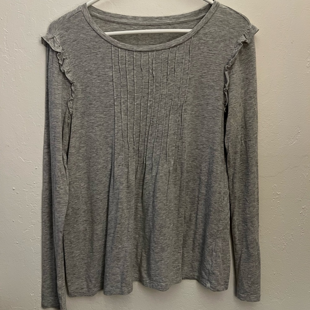 Aerie Real Gray Long Sleeve Ruffle Tee Shirt